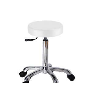 Drehstuhl mit weißem Polster, verchromtem Fuß und Rollen, ideal für Büro- oder Kosmetikbereich.