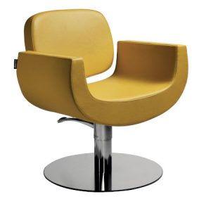 Moderner gelber Salonstuhl mit verchromtem Fuß, ideal für Friseursalons und Beauty-Studios. Komfortables und stilvolles Design.