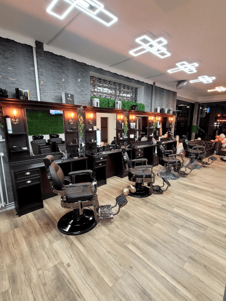 VIP FRISEUR SALON Rötgelsbüttel eingerichtet von A-Z Friseurdesign