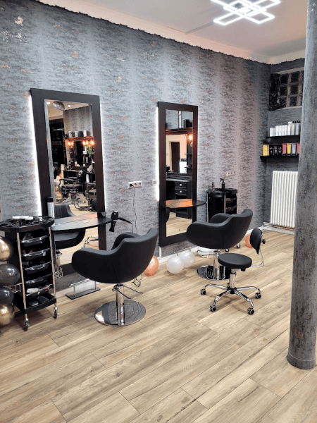 VIP FRISEUR SALON Rötgelsbüttel eingerichtet von A-Z Friseurdesign
