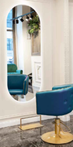 Friseurspiegel Hunt + Friseurstuhl Amelie